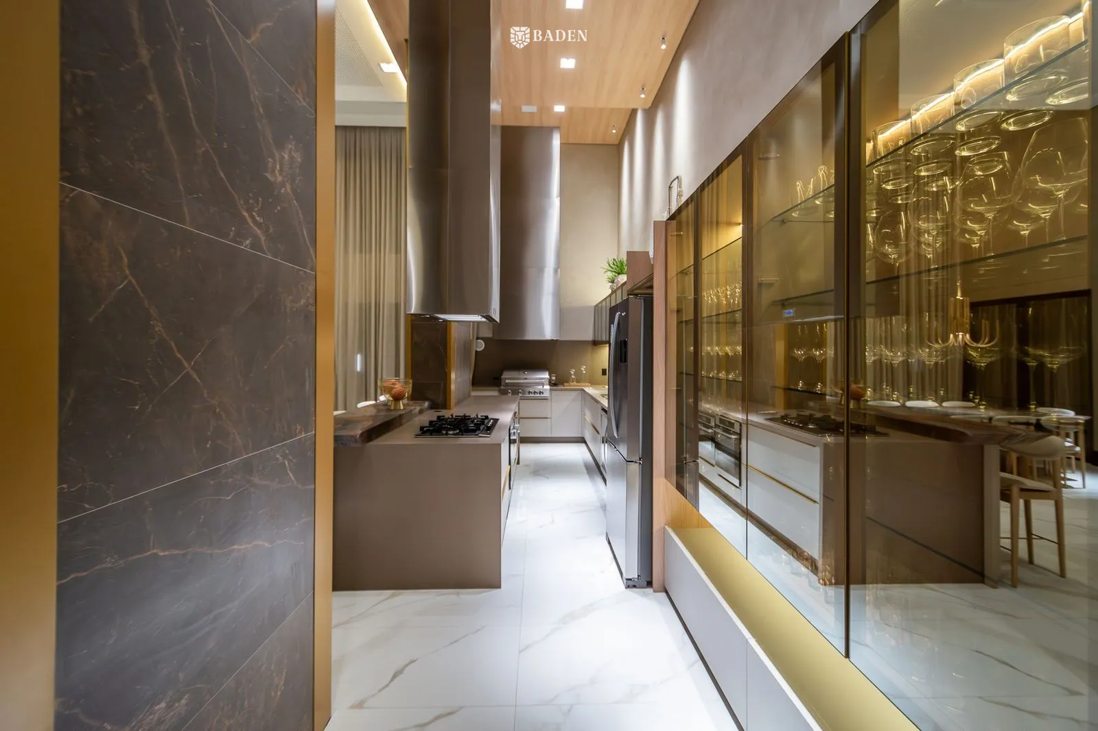 Cobertura, 4 quartos, 296 m² - Foto 33