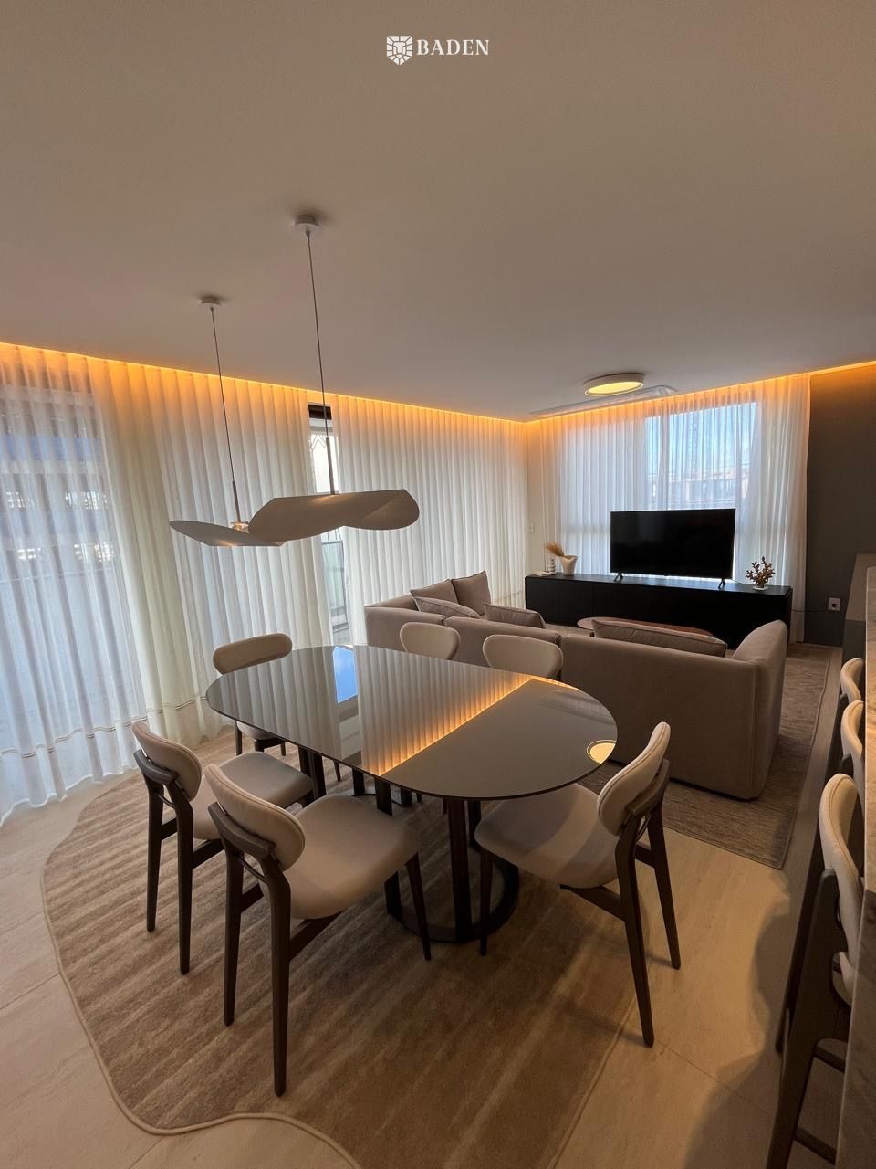 Apartamento, 3 quartos, 161 m² - Foto 1