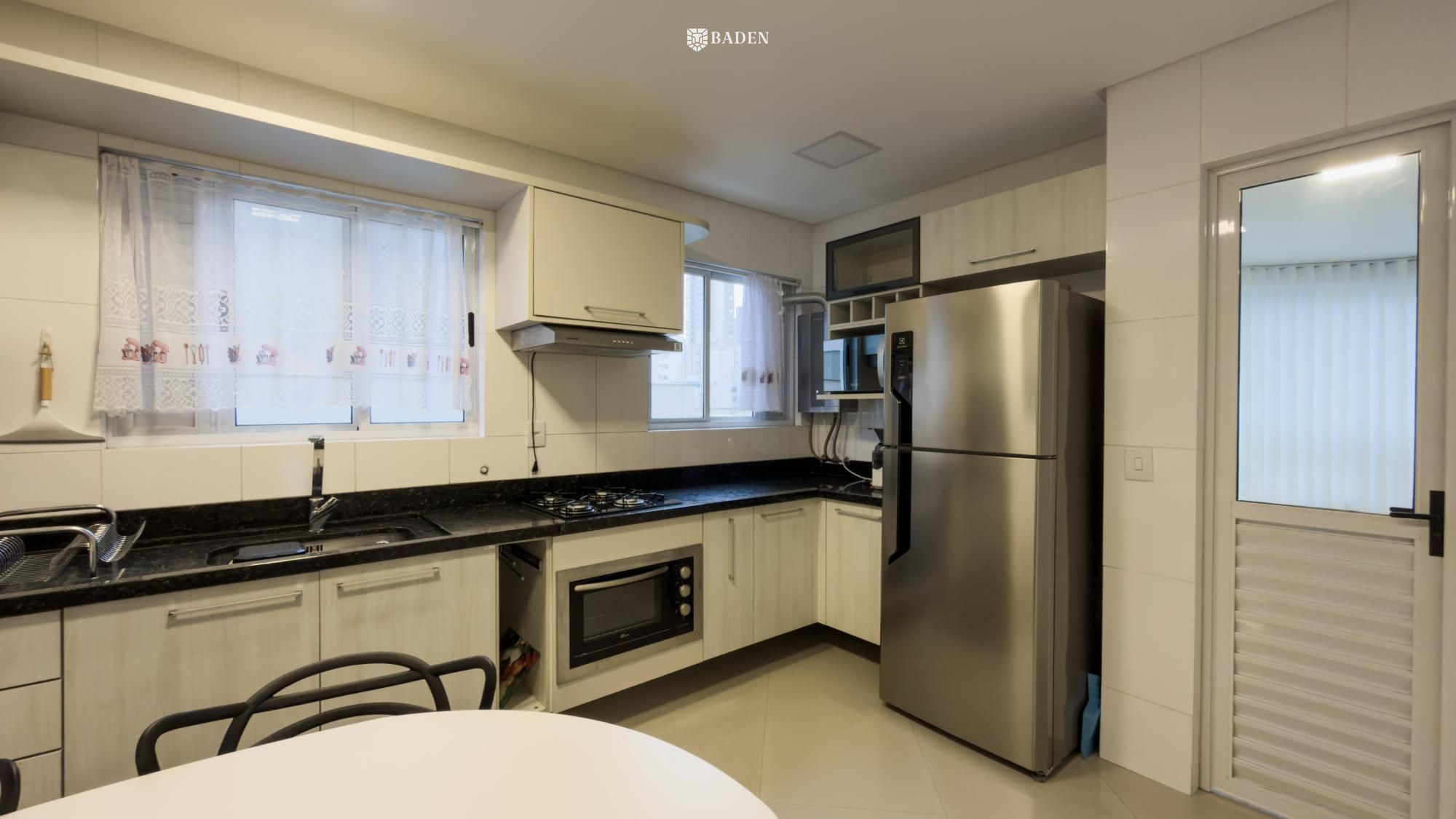 Apartamento, 3 quartos, 235 m² - Foto 9