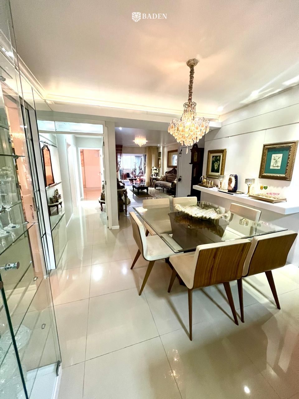Apartamento, 3 quartos, 300 m² - Foto 2