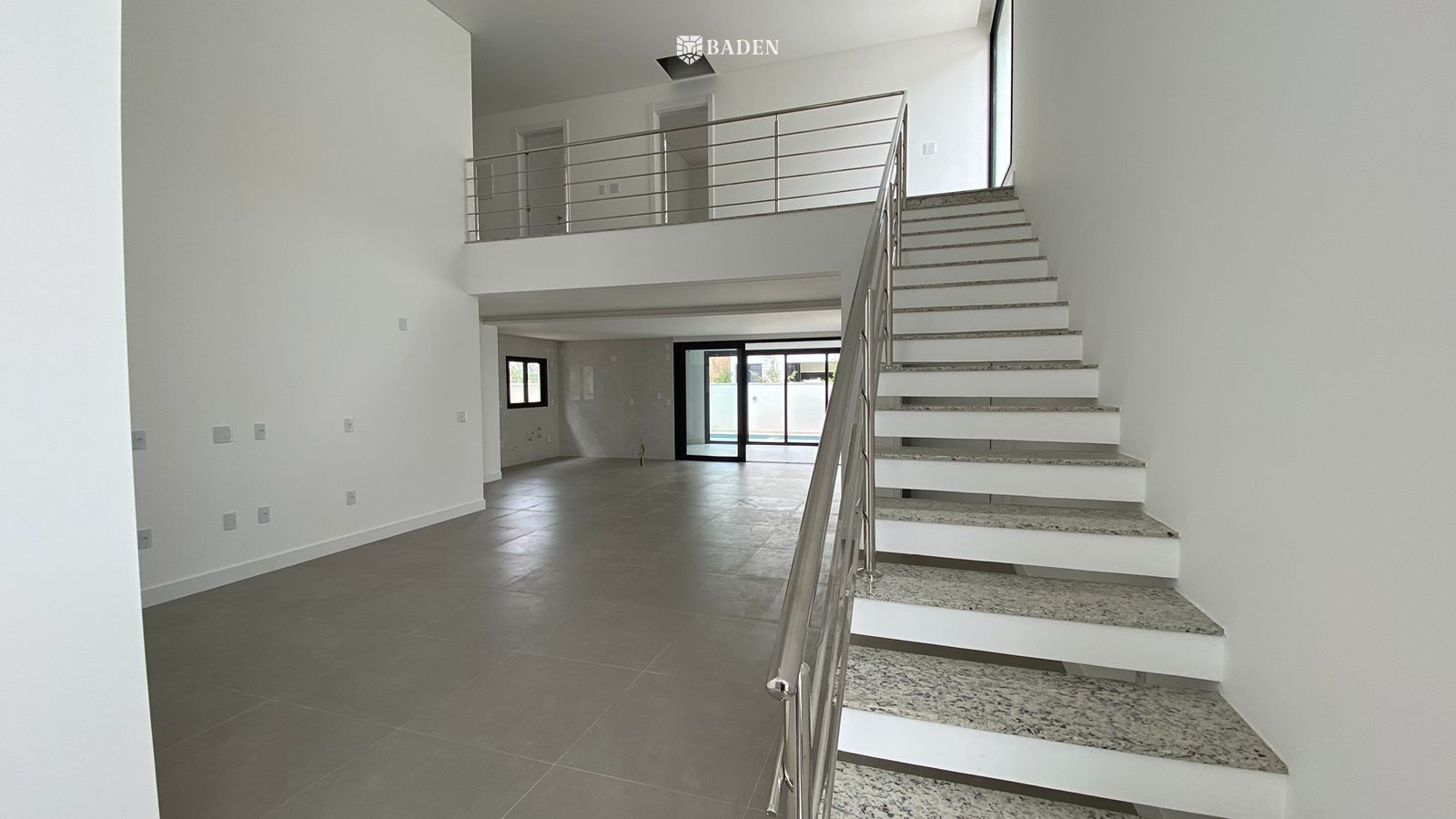 Casa, 3 quartos, 342 m² - Foto 3