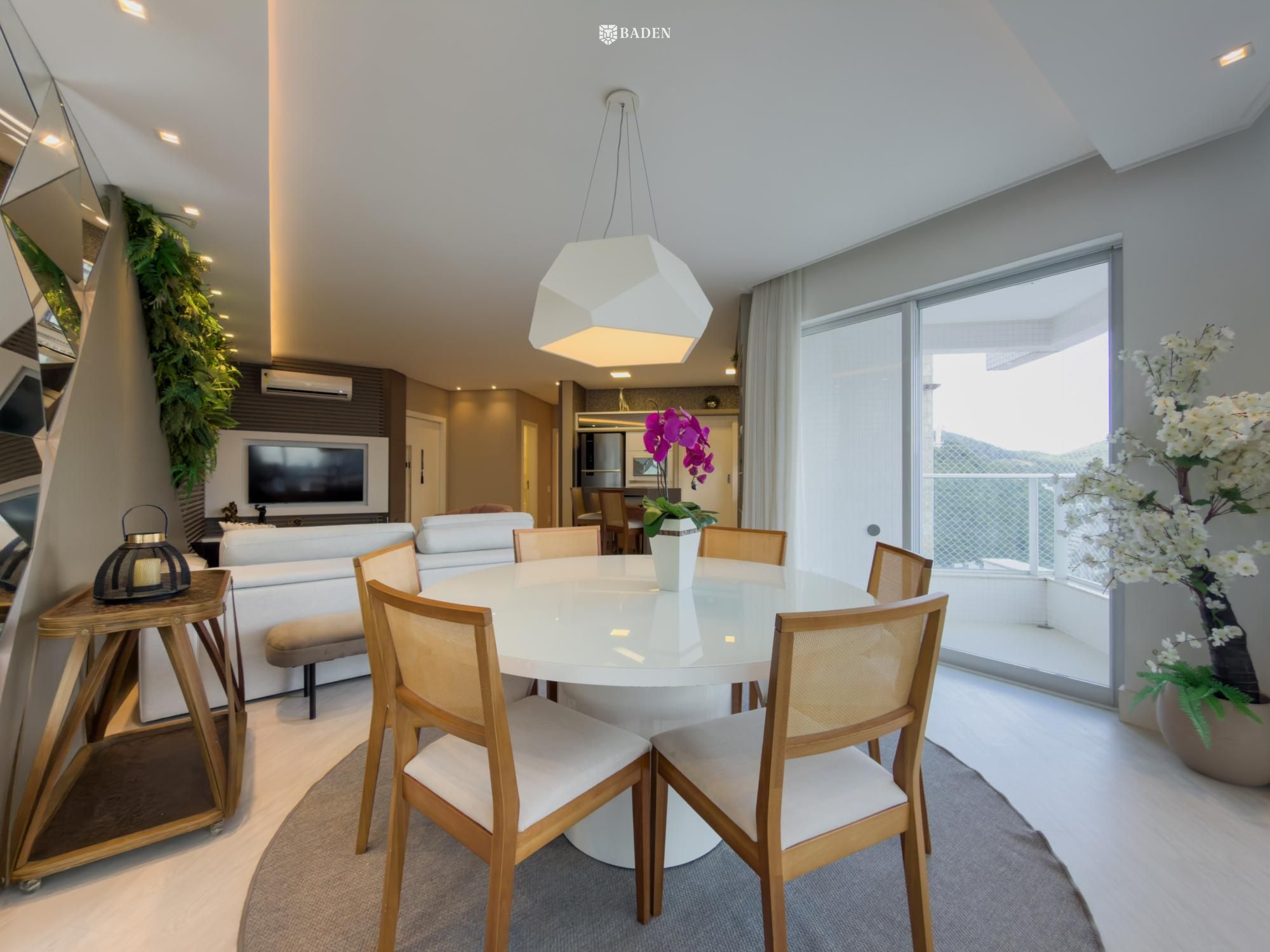 Apartamento, 3 quartos, 145 m² - Foto 1