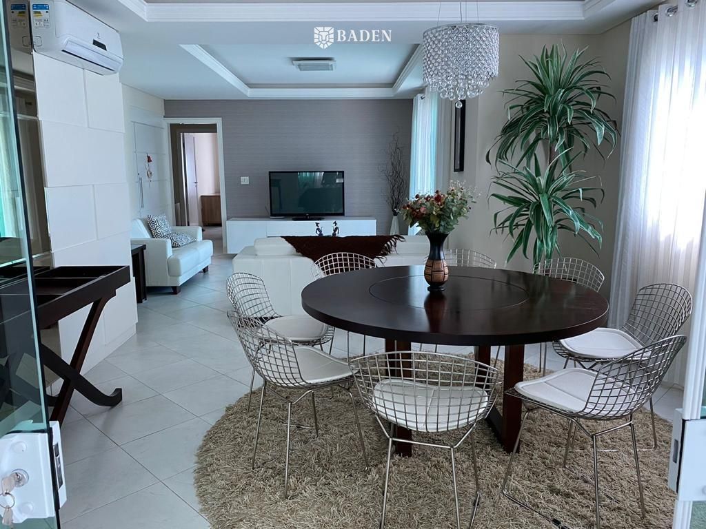 Apartamento, 3 quartos, 161 m² - Foto 2
