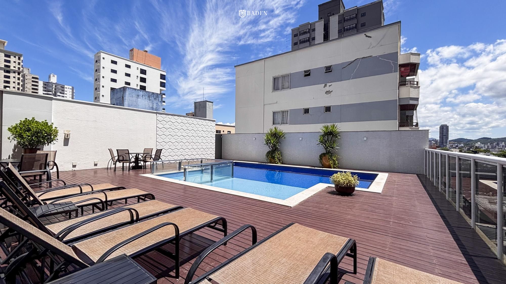 Apartamento, 3 quartos, 150 m² - Foto 2