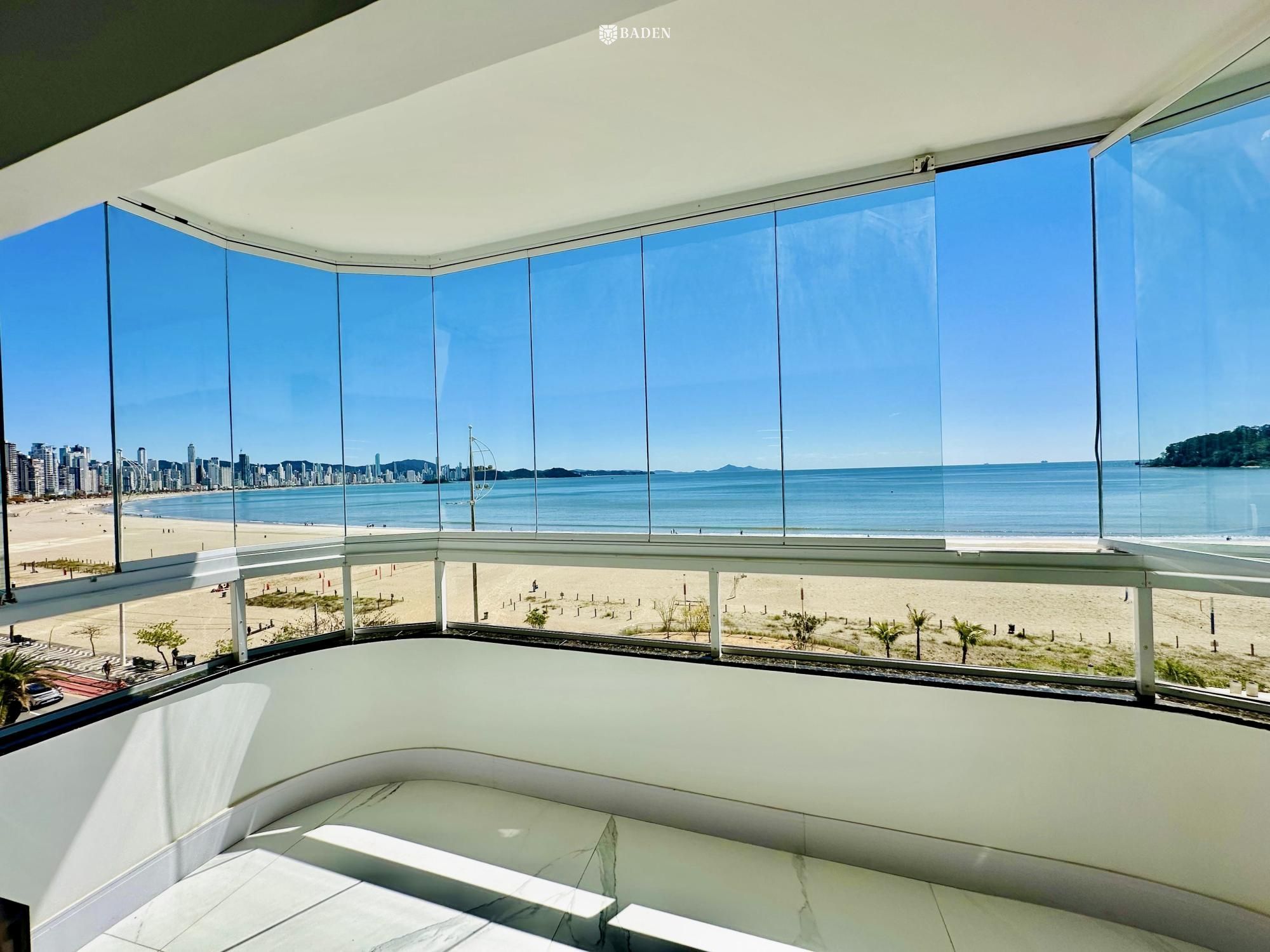 Apartamento / Frente Mar / Venda / 4 Quartos / 1 Vaga / Barra Sul / BC