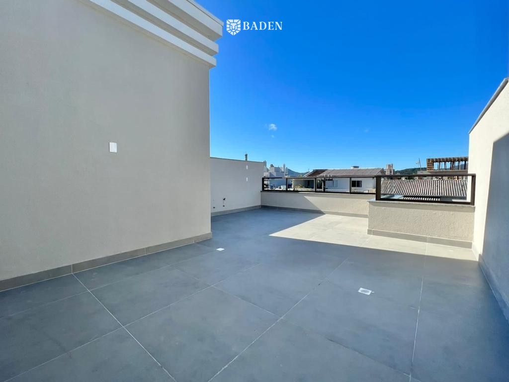 Casa nova em Balneário Camboriú