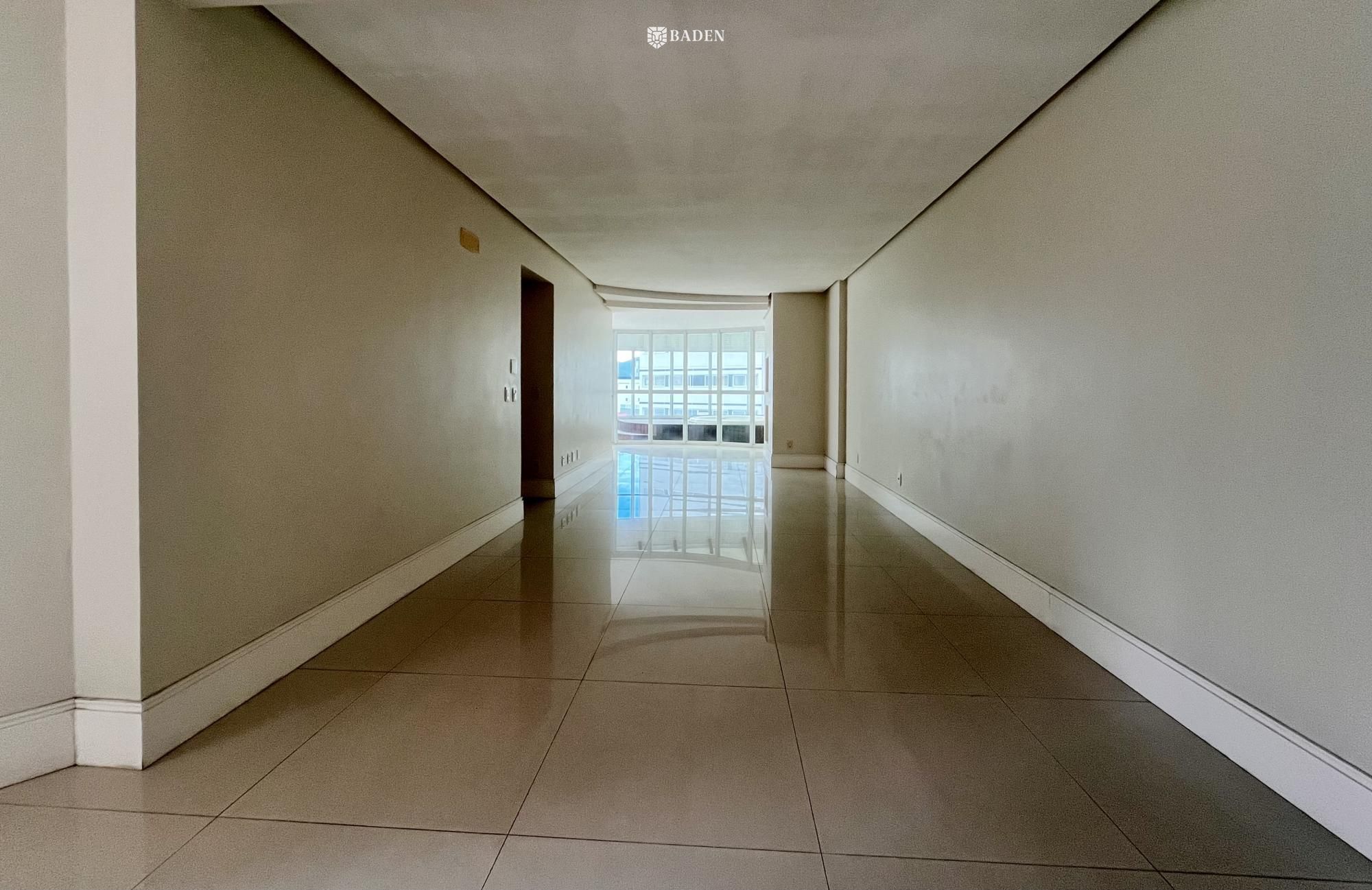 Apartamento, 3 quartos, 254 m² - Foto 2