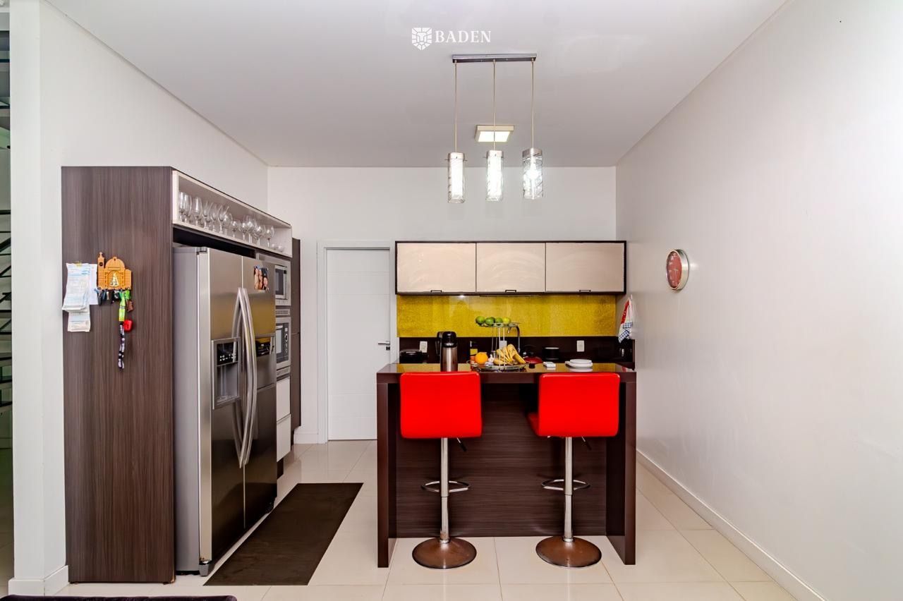 Casa, 4 quartos, 284 m² - Foto 21