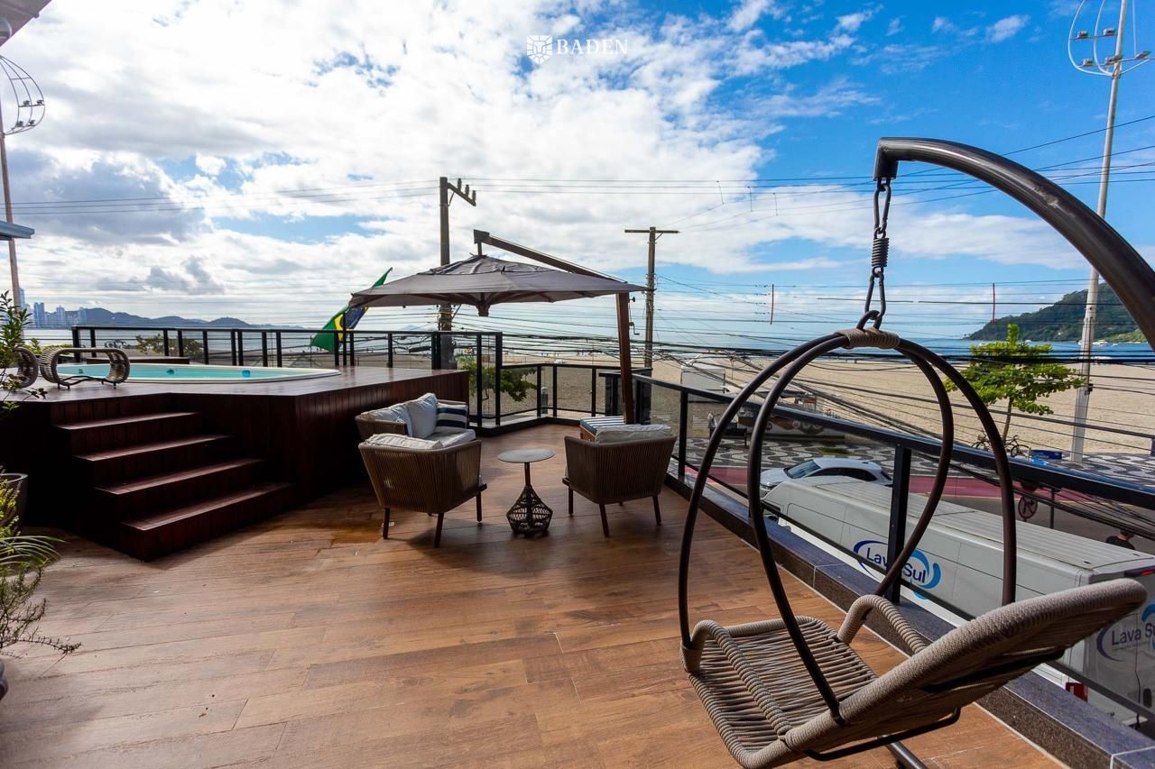 Apartamento Garden Frente Mar à Venda – 336m2 – Barra Sul, Baln. Camboriú