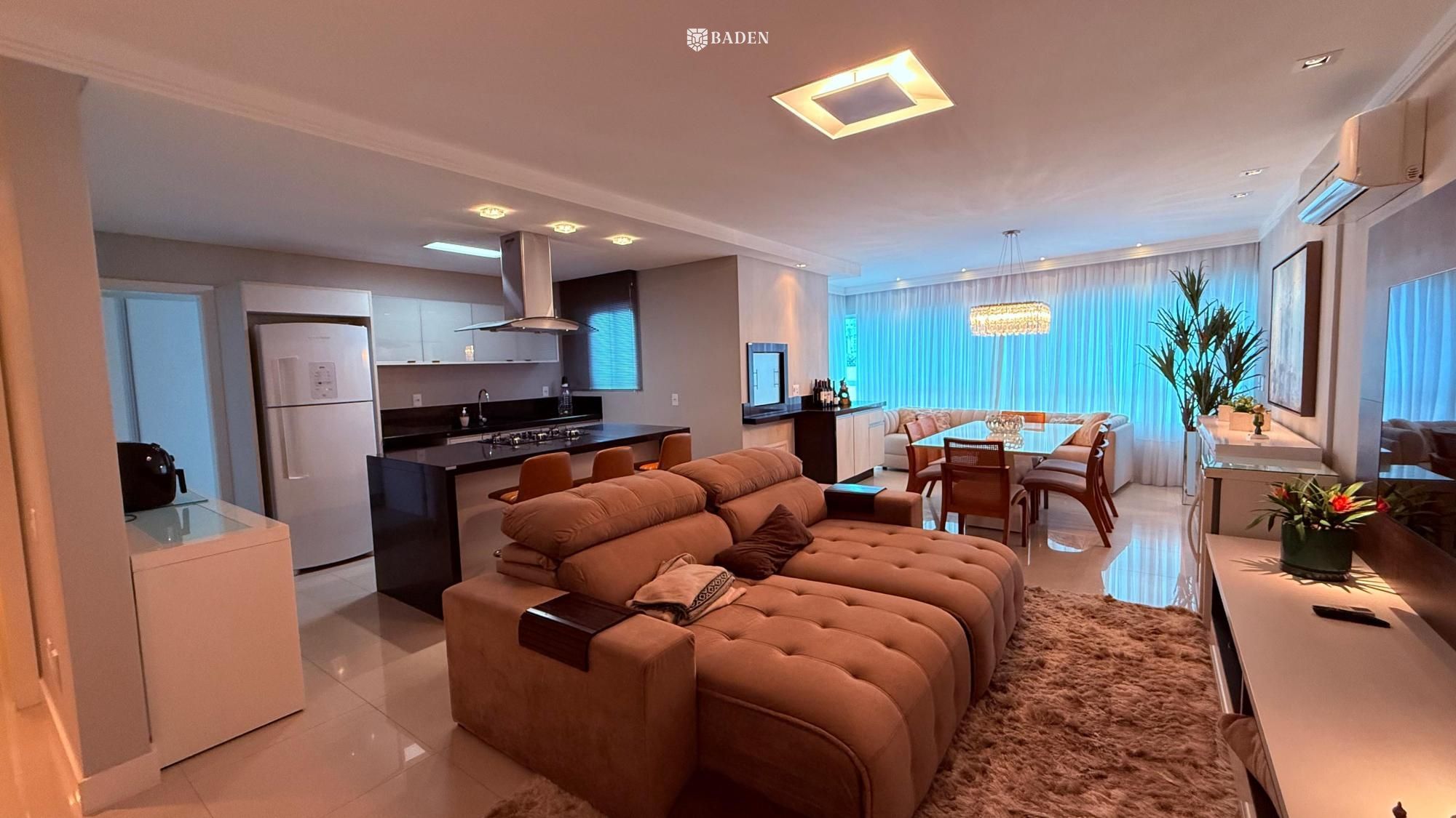 Apartamento com 1 suíte master+2 suítes/ mobiliado e equipado / Edifício Lorena Cristina