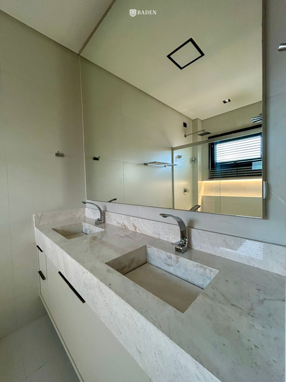 Casa, 4 quartos, 296 m² - Foto 39