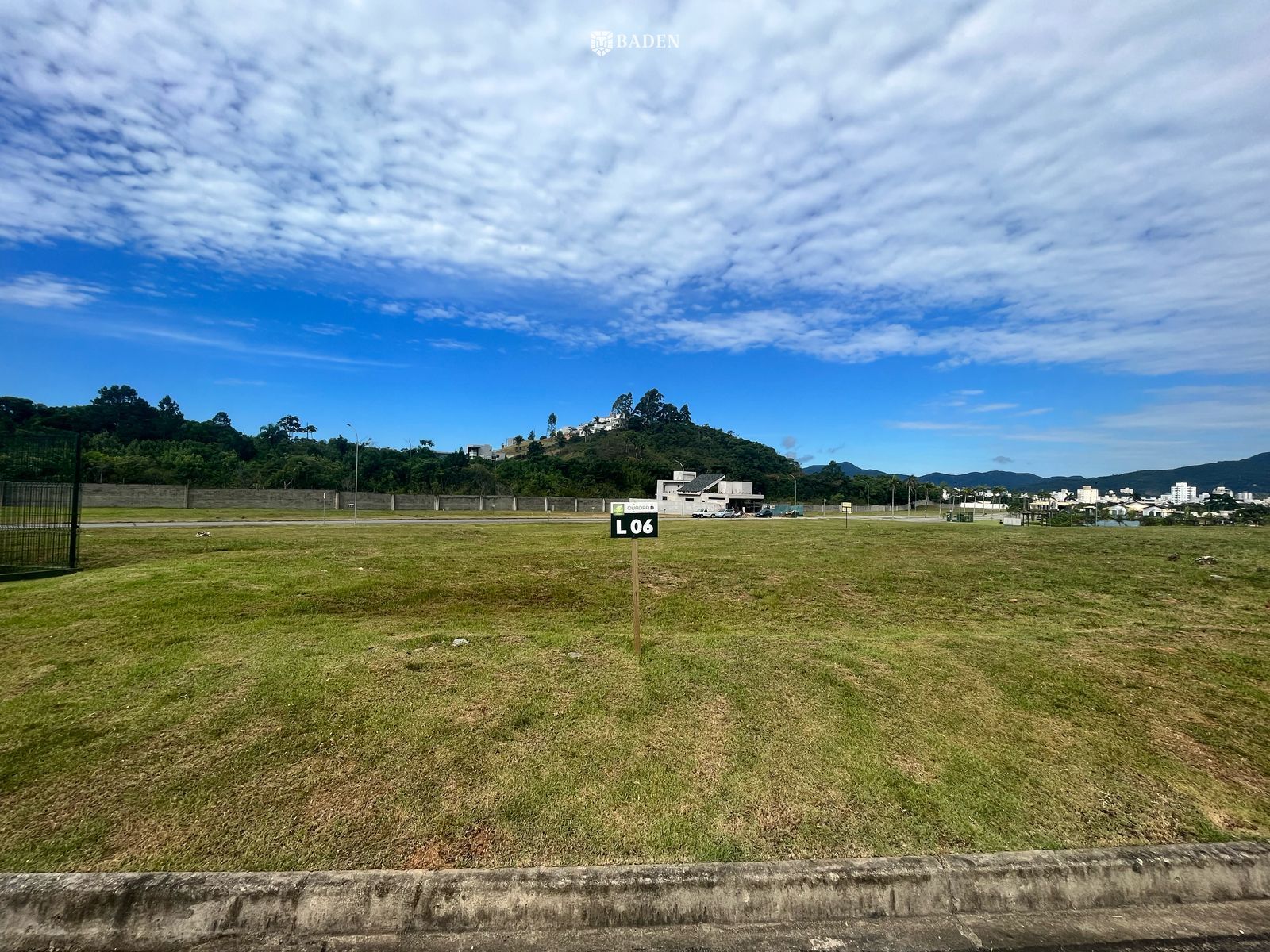 Terreno, 610 m² - Foto 1