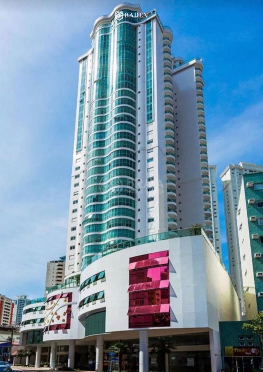 Apartamento de luxo / 3 suítes sendo 1 master / 3 vagas – Edifício Le Majestic