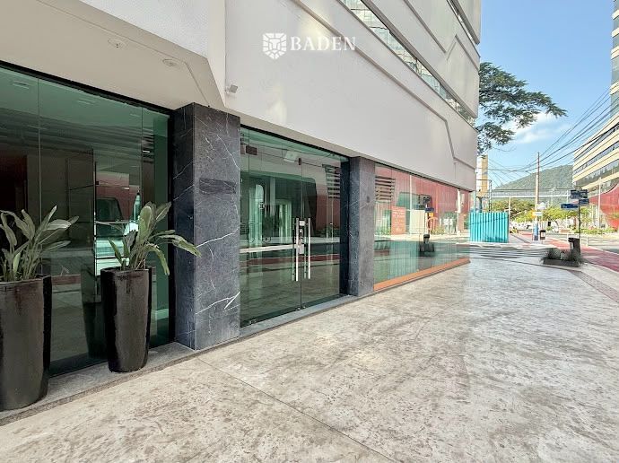 Sala-Conjunto, 338 m² - Foto 1