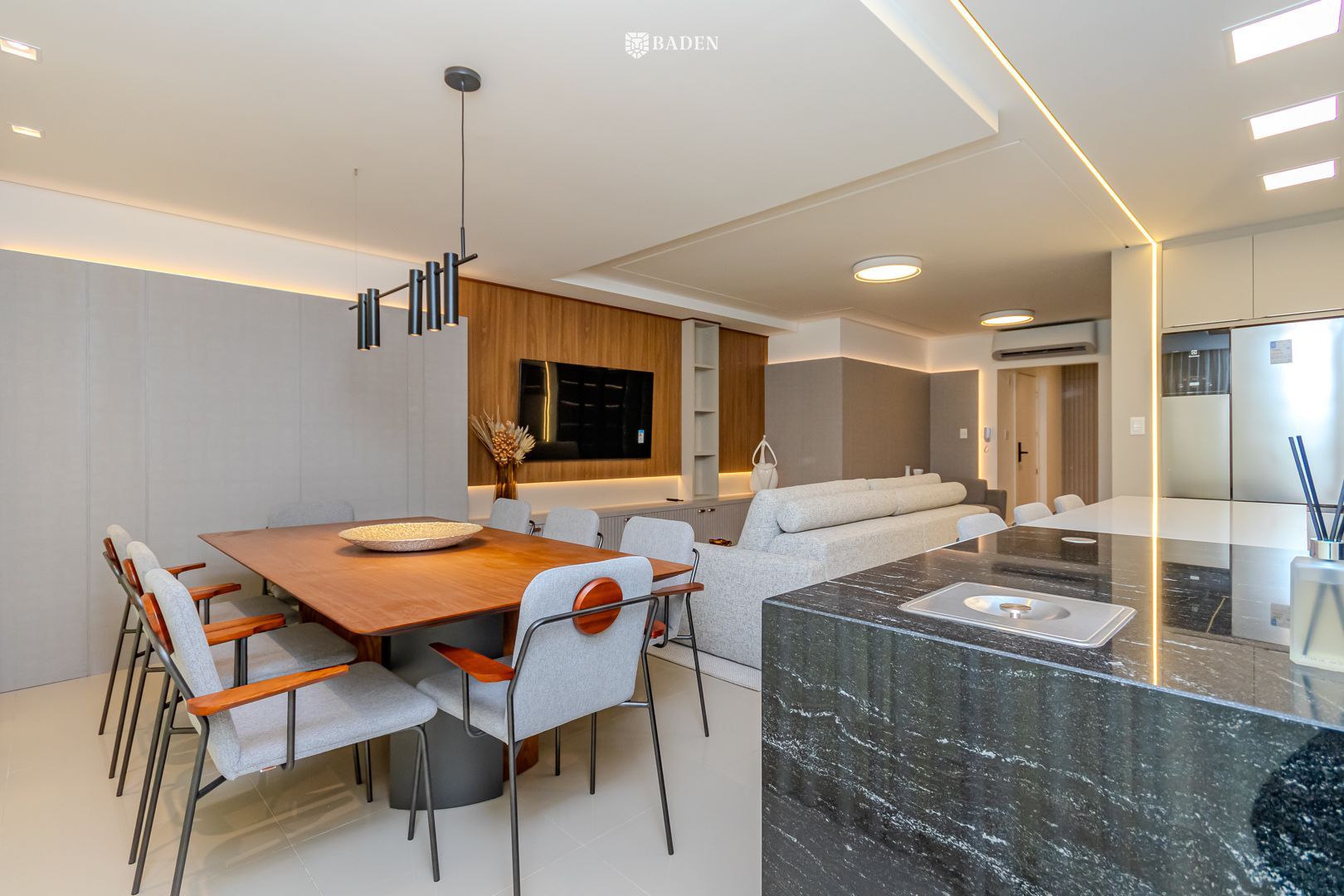 Apartamento, 3 quartos, 129 m² - Foto 2