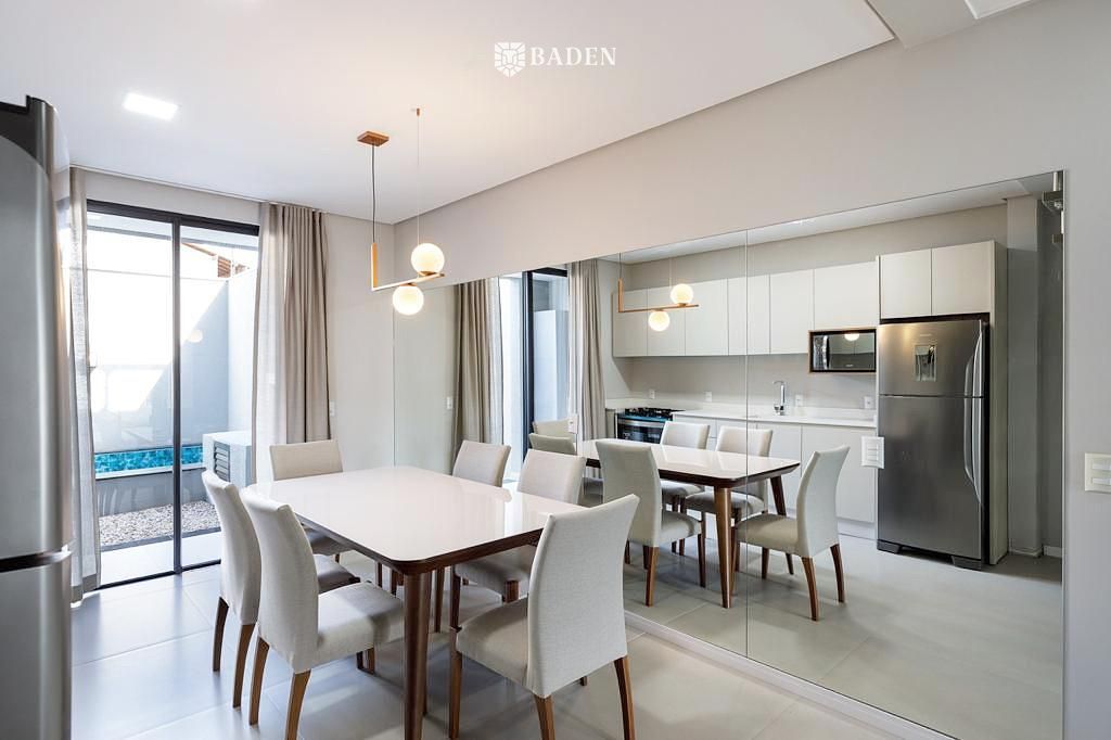 Casa, 3 quartos, 151 m² - Foto 1