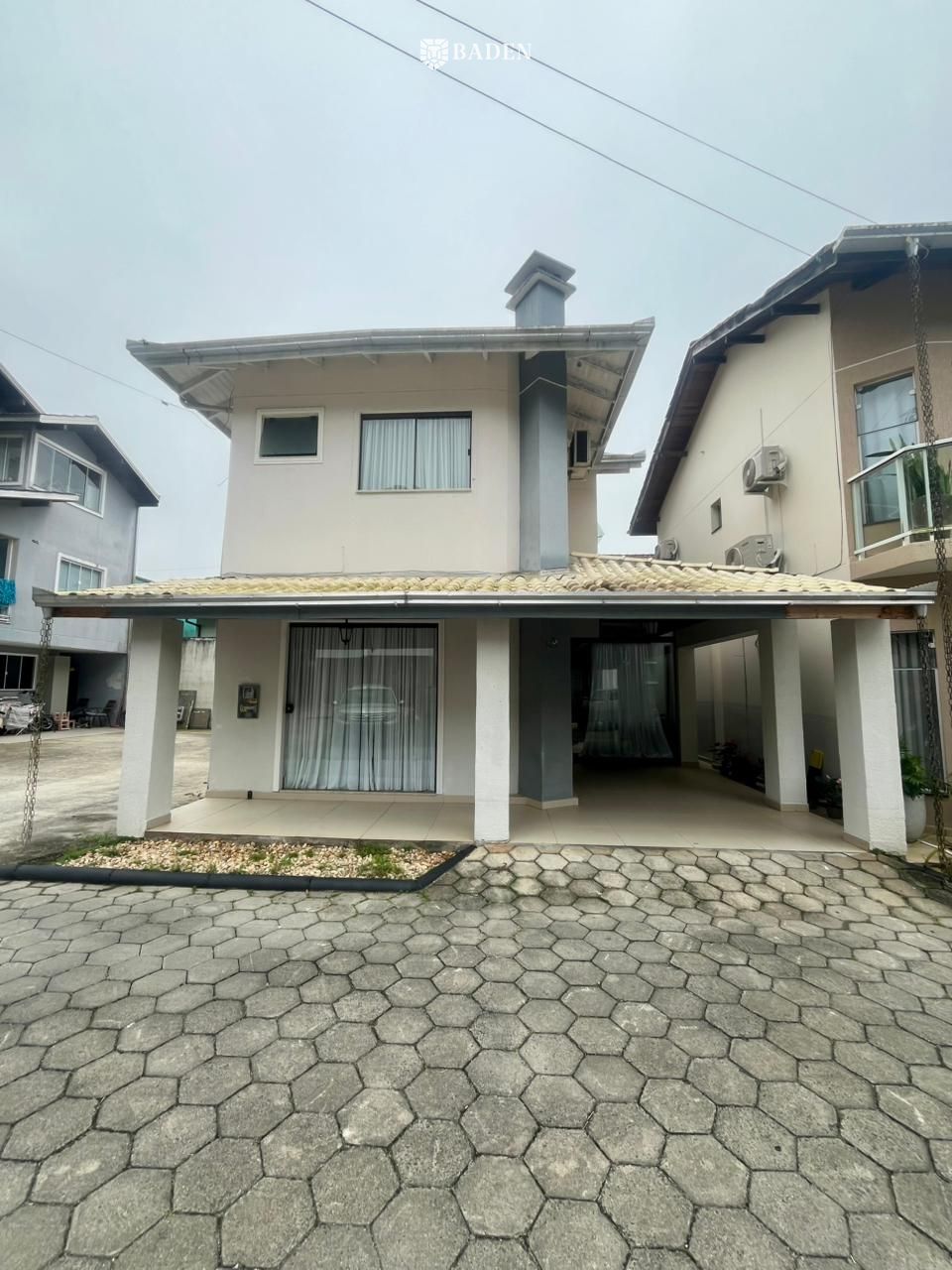 Casa, 2 quartos, 140 m² - Foto 1