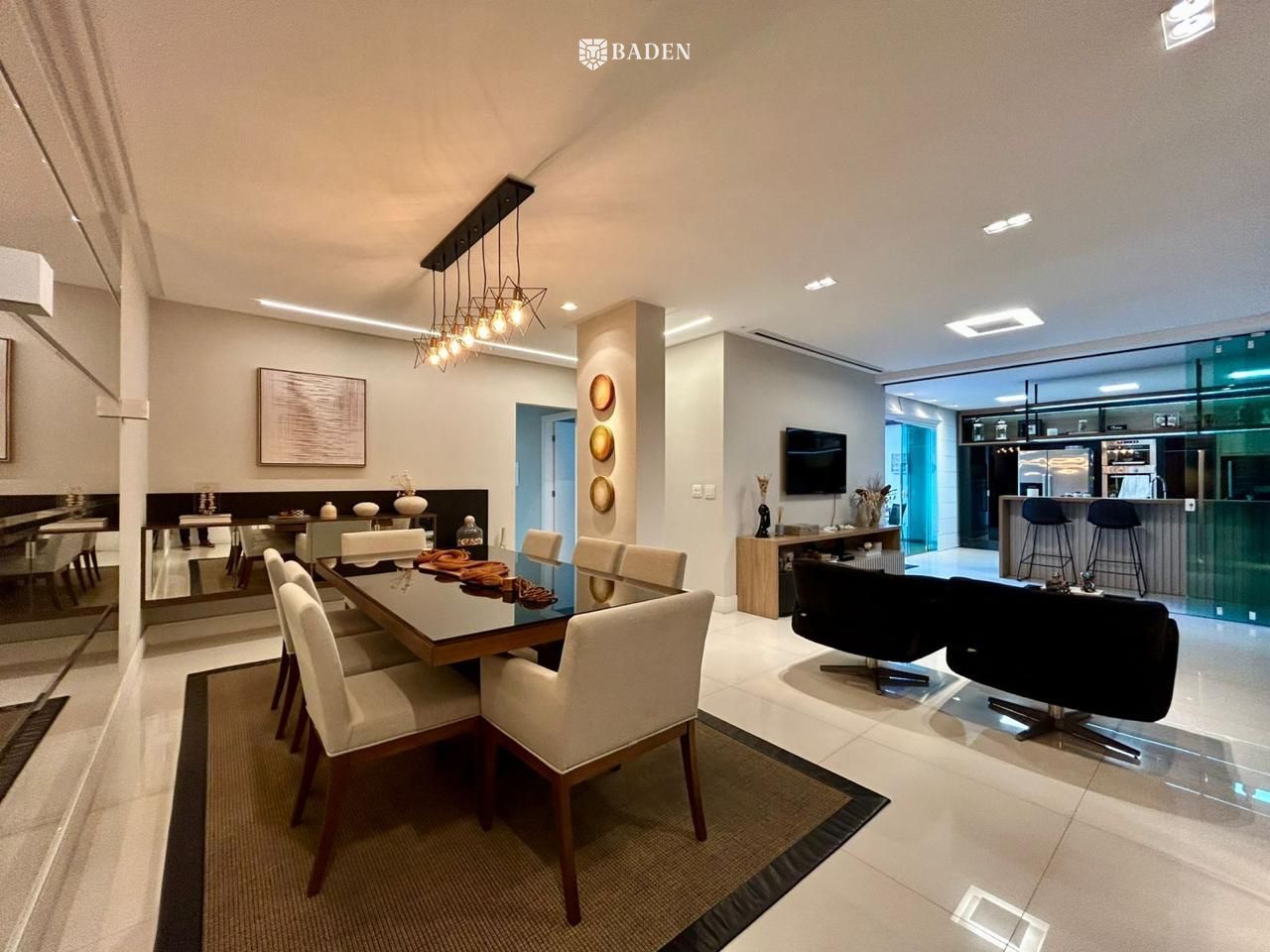Apartamento, 3 quartos, 177 m² - Foto 1