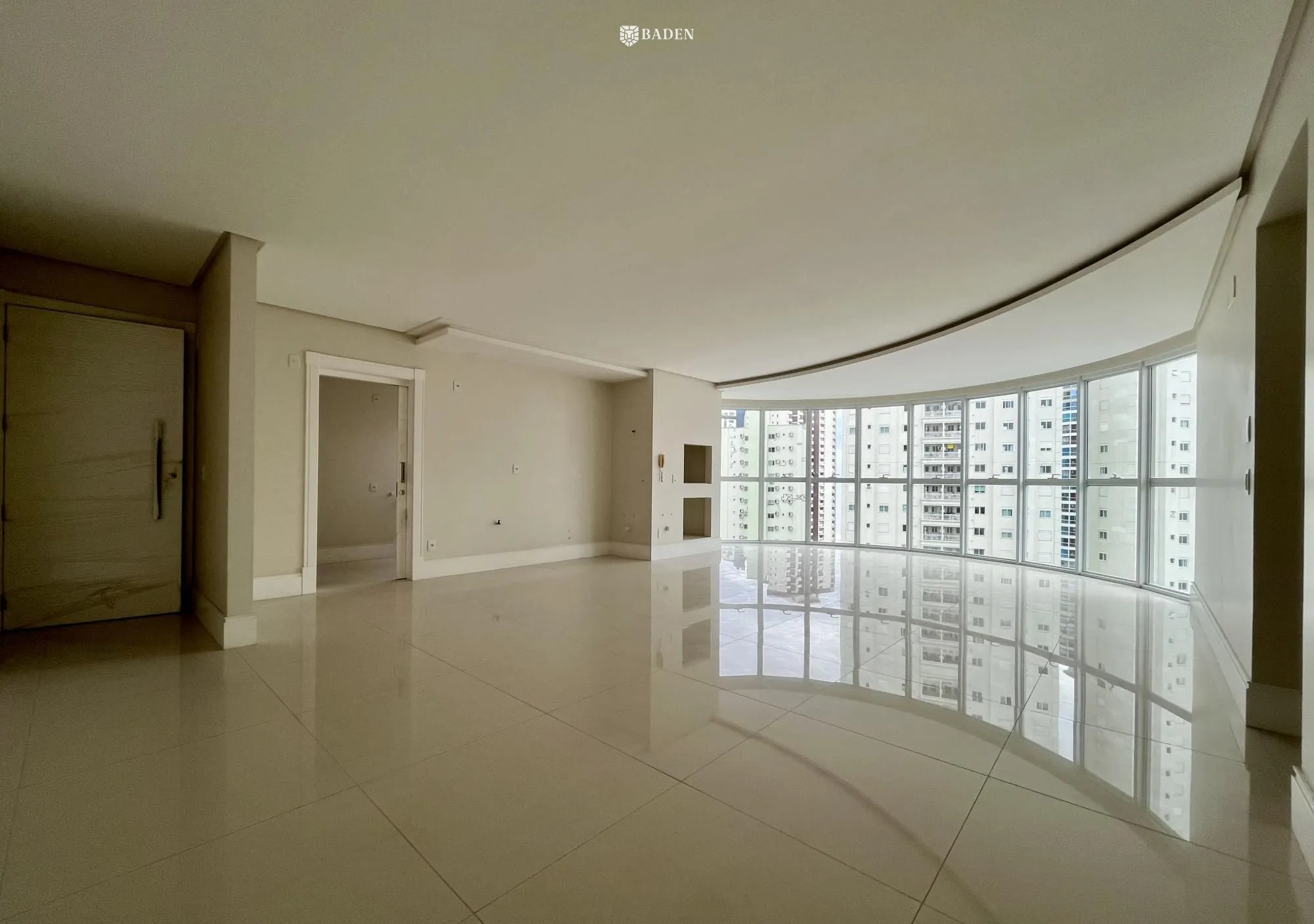 Apartamento, 3 quartos, 128 m² - Foto 2