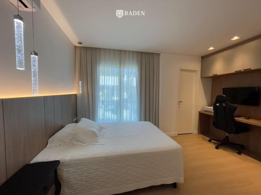 Casa, 4 quartos, 430 m² - Foto 18