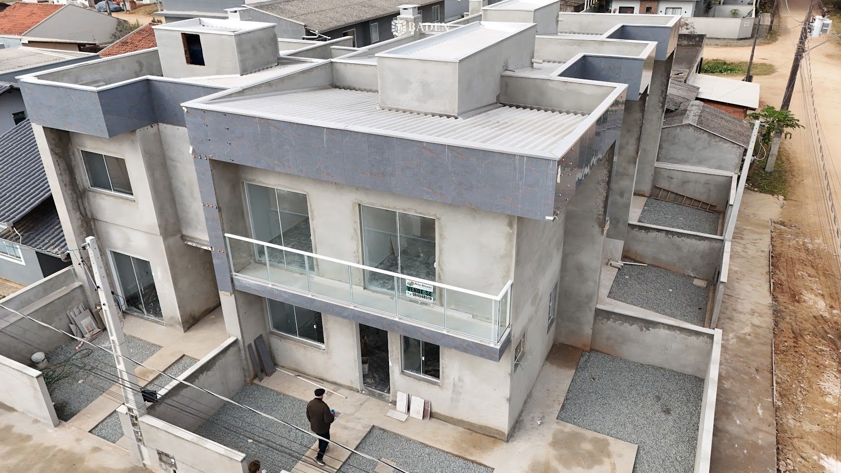 Sobrado Germinado / 2 Suítes / Barra Velha