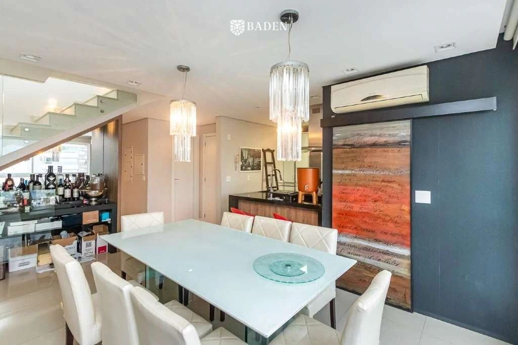 Cobertura, 3 quartos, 196 m² - Foto 4