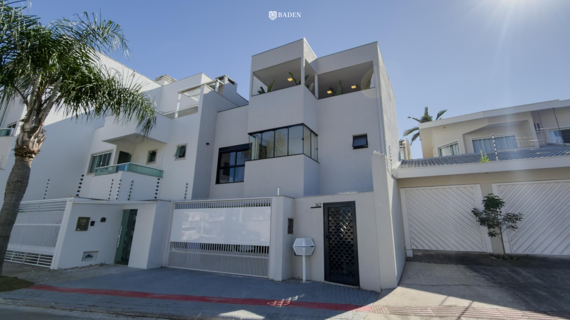 Casa, 3 quartos, 194 m² - Foto 1