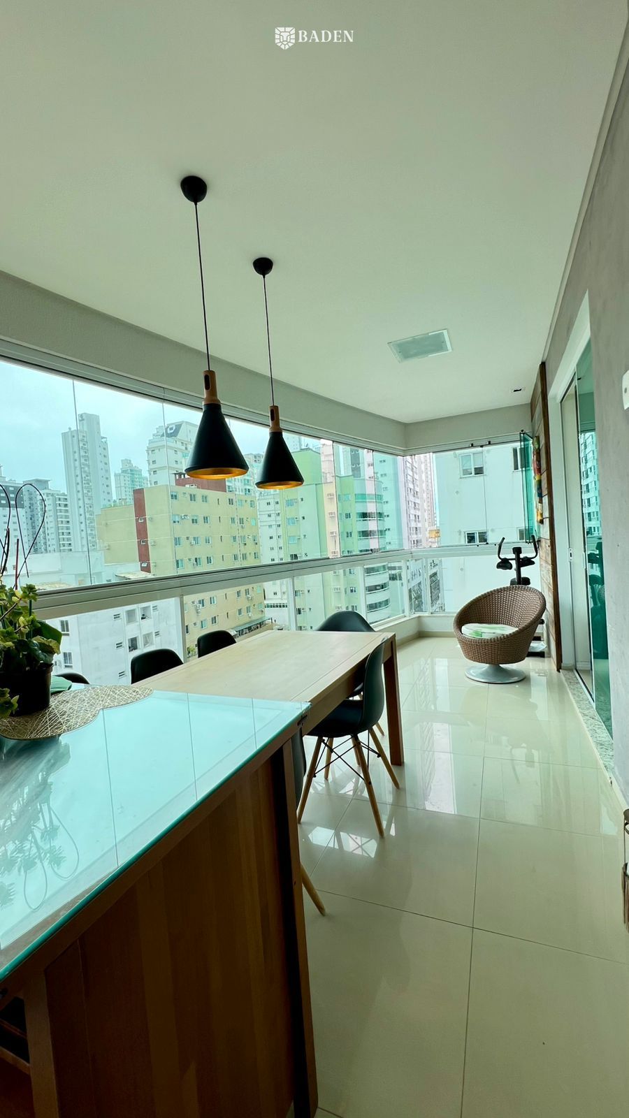 Apartamento Pioneiros amplo e vem arejado