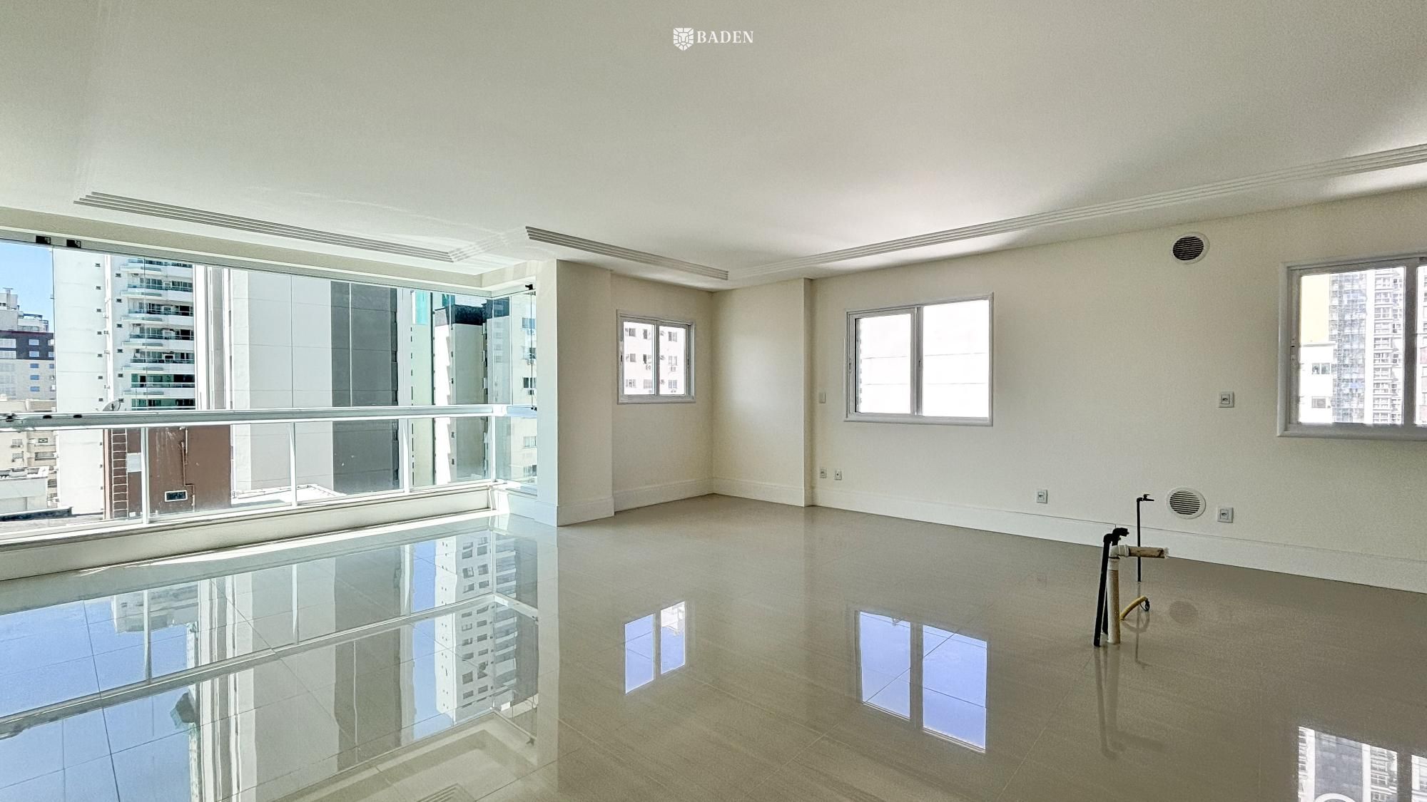 Apartamento, 3 quartos, 136 m² - Foto 4