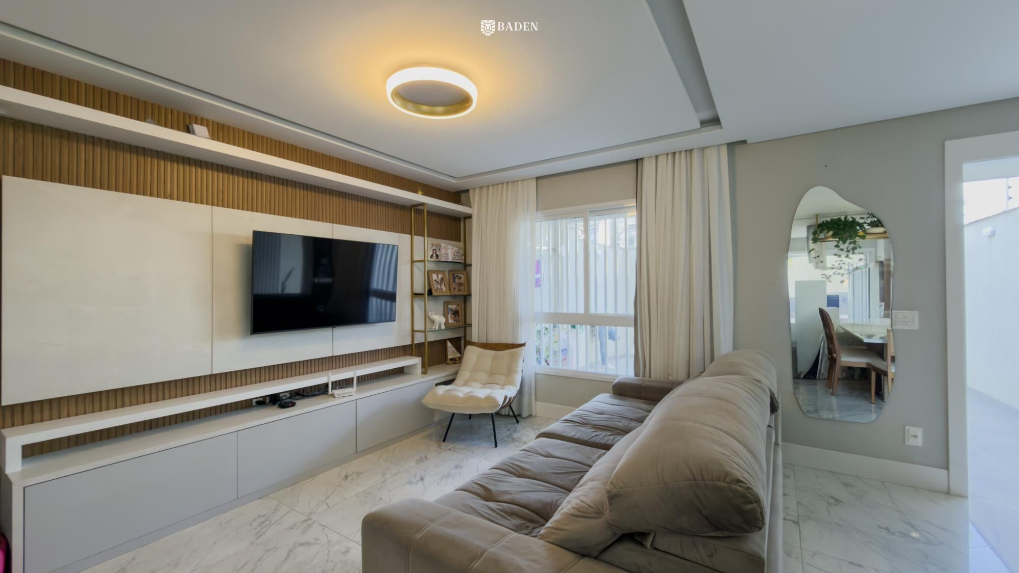 Casa, 3 quartos, 222 m² - Foto 3