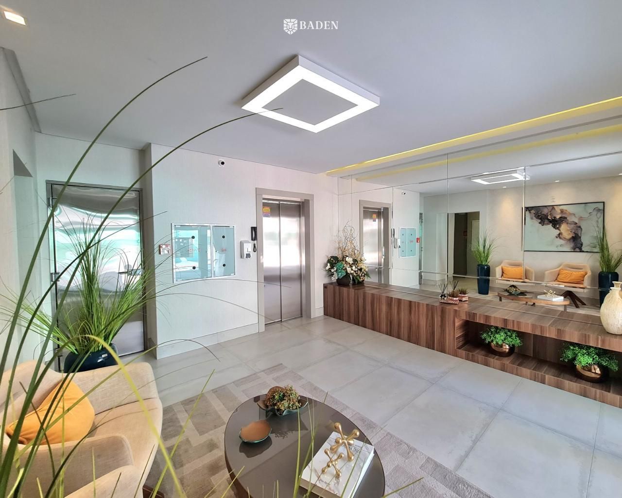 Apartamento, 3 quartos, 121 m² - Foto 2