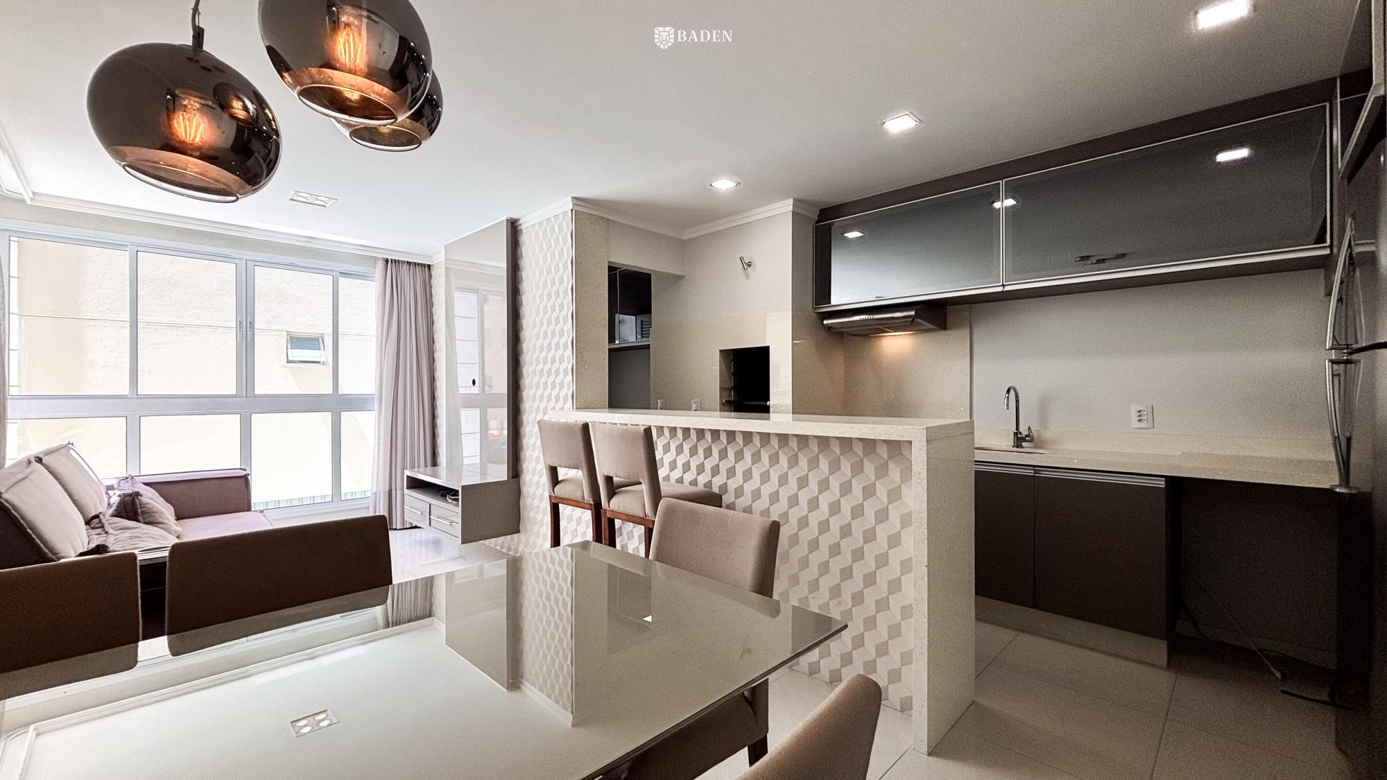 Apto 3 quartos, 2 vagas, uma suíte, lazer completo, piscina