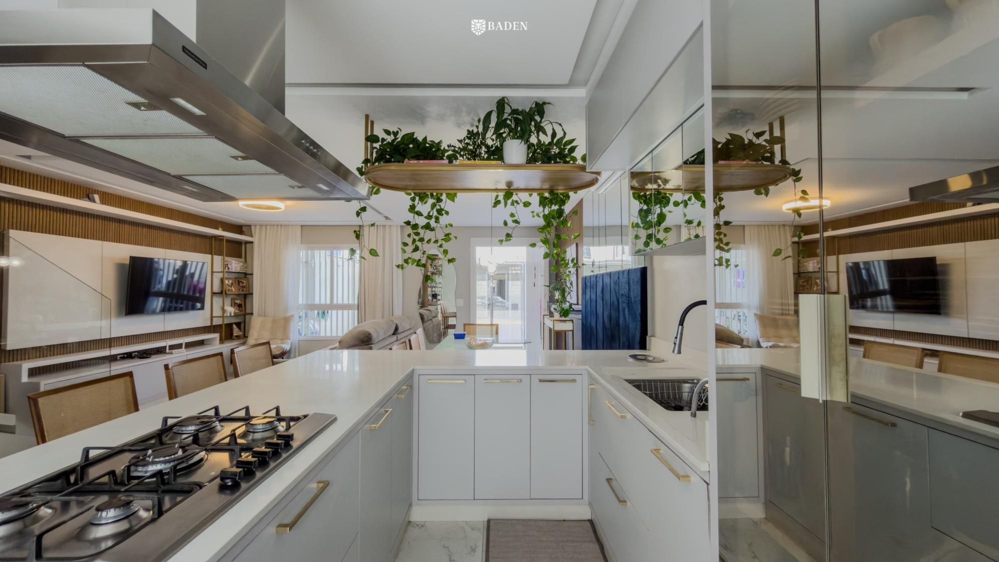 Casa, 3 quartos, 222 m² - Foto 1