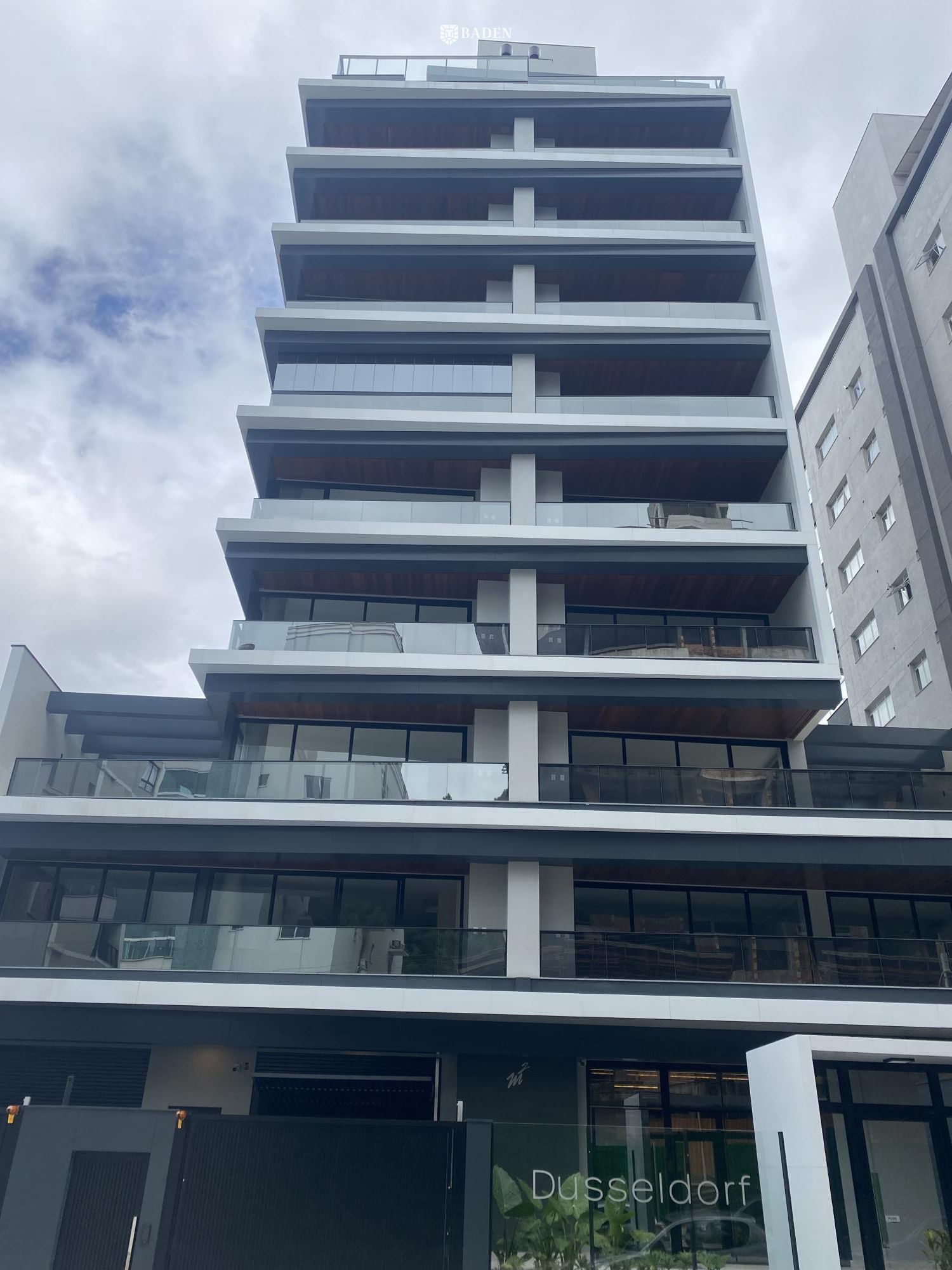 Apartamento na Praia Brava