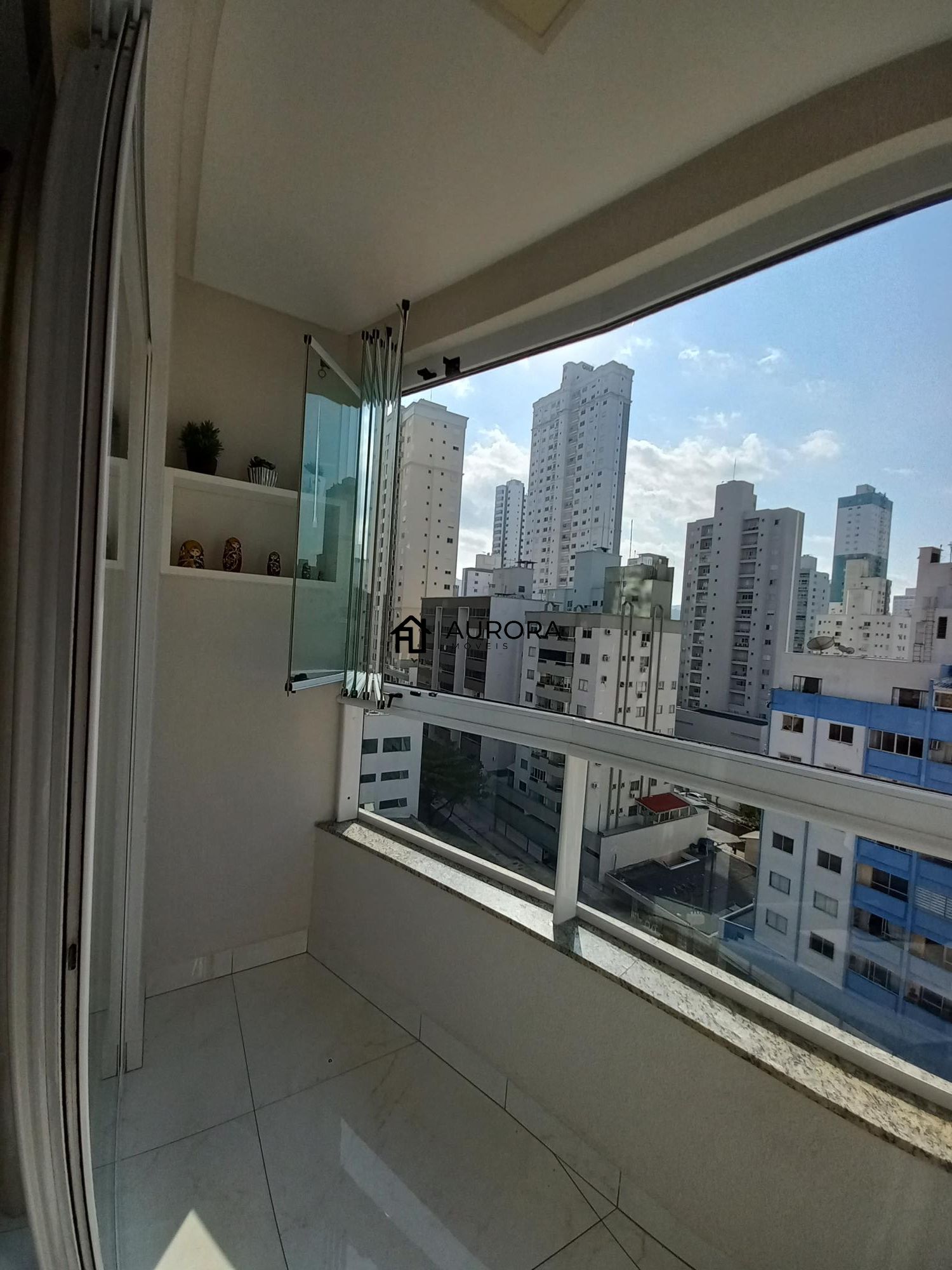 Apartamento à venda com 3 quartos, 119m² - Foto 4