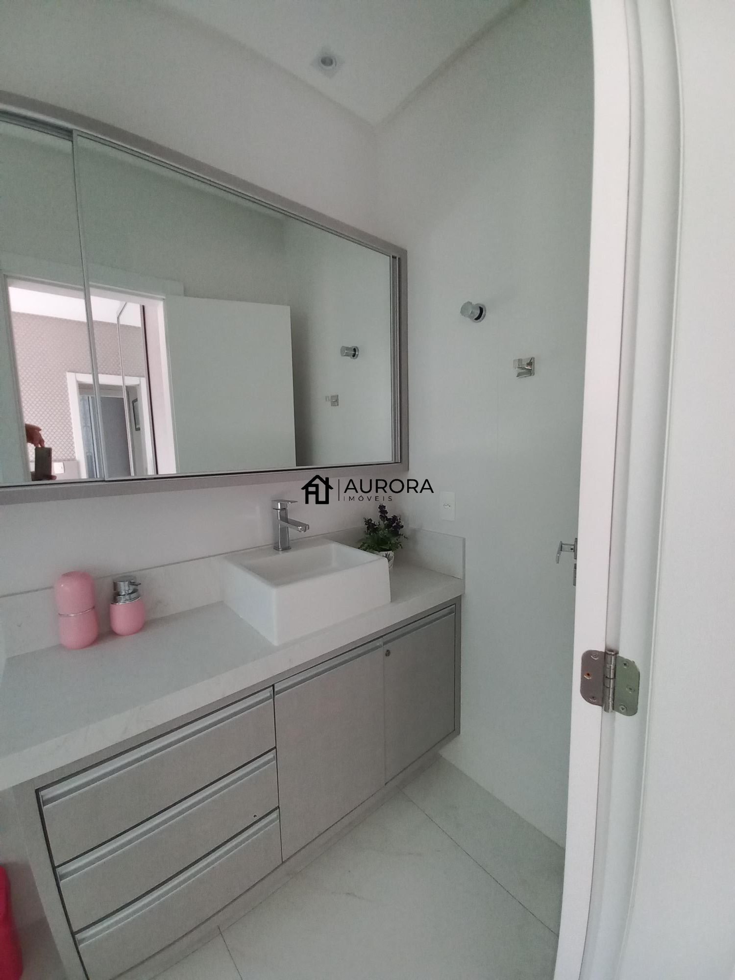 Apartamento à venda com 3 quartos, 119m² - Foto 8