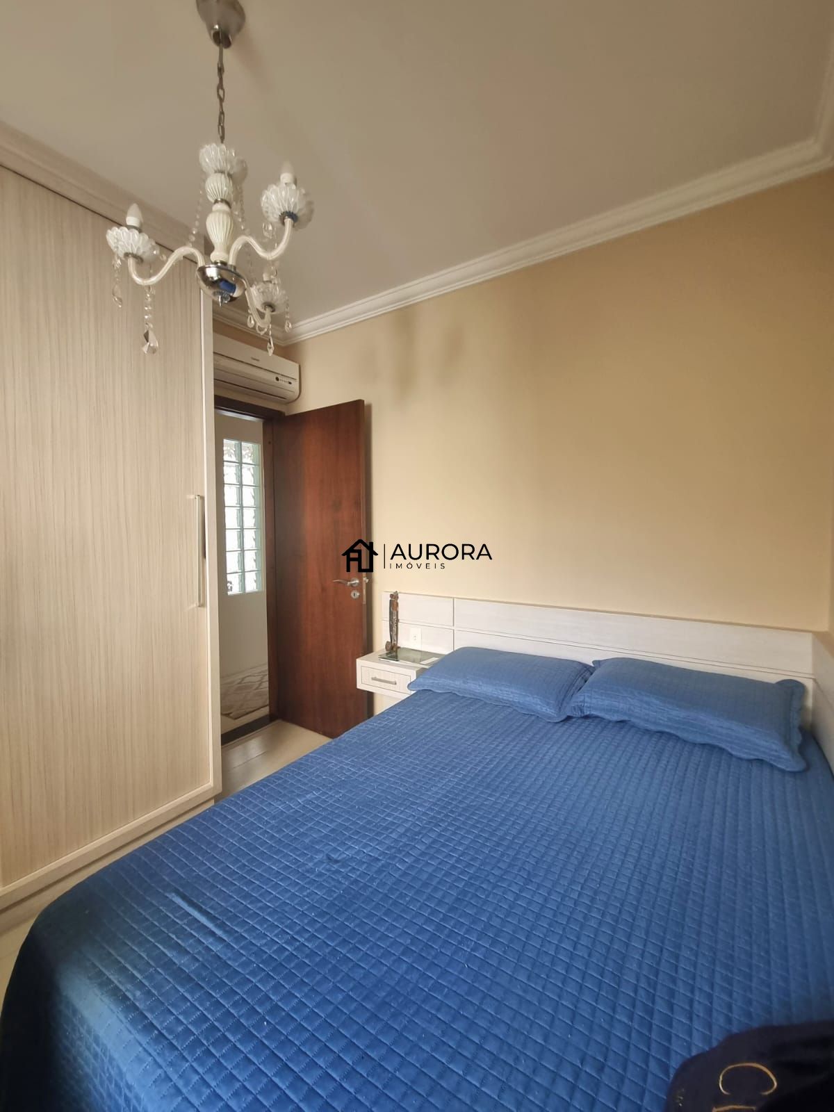 Casa à venda com 3 quartos, 222m² - Foto 9