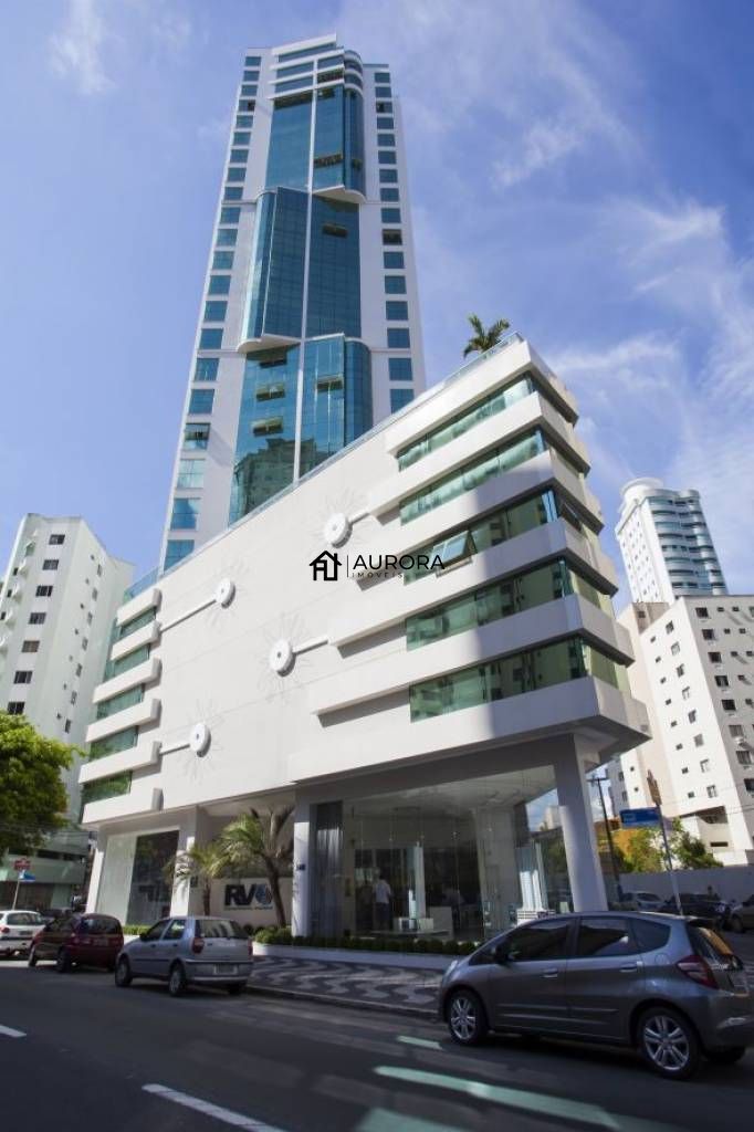 Apartamento, 3 quartos, 131 m² - Foto 1