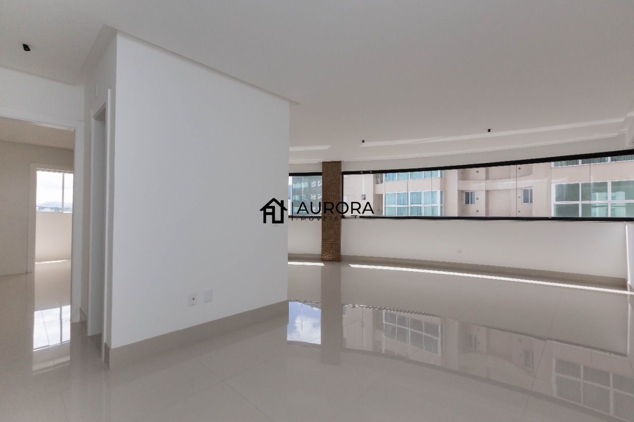 Apartamento à venda com 4 quartos, 150m² - Foto 27