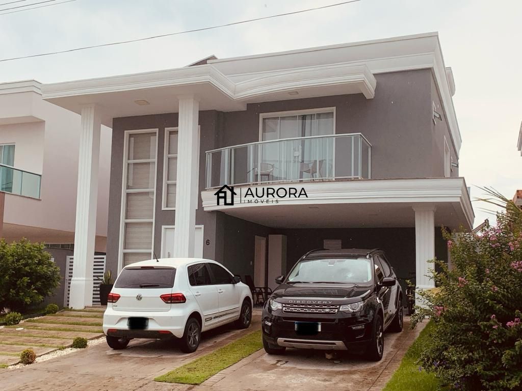 Casa de Condomínio à venda com 4 quartos, 220m² - Foto 1