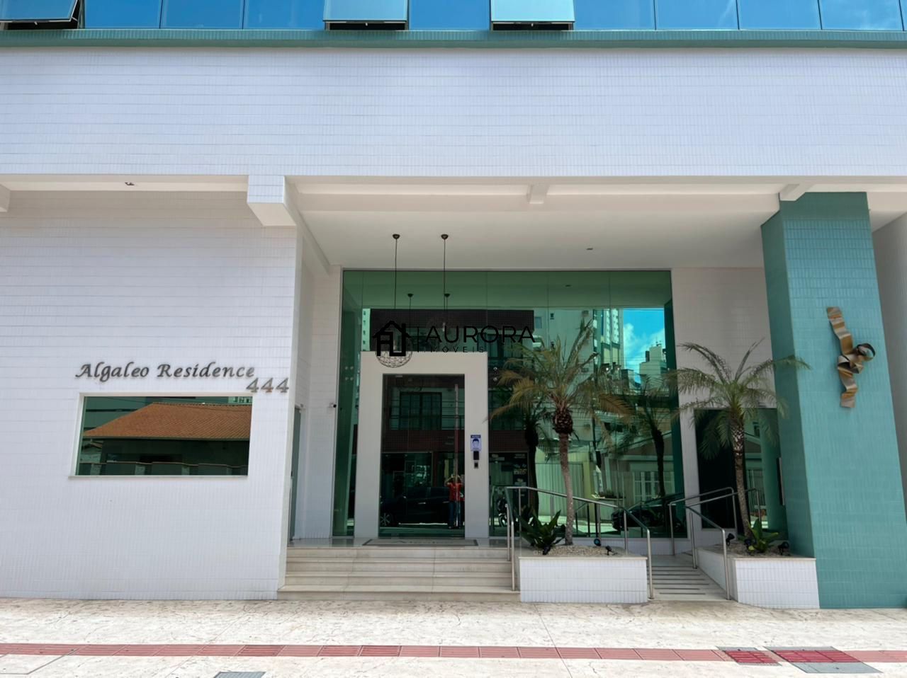 Apartamento, 3 quartos, 130 m² - Foto 2