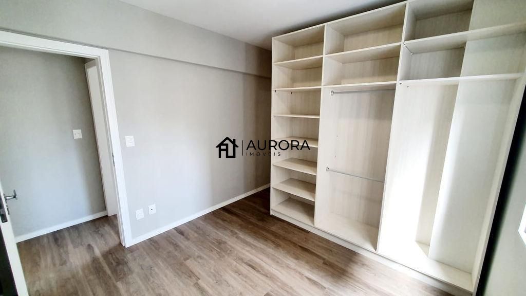 Apartamento à venda com 3 quartos, 105m² - Foto 7