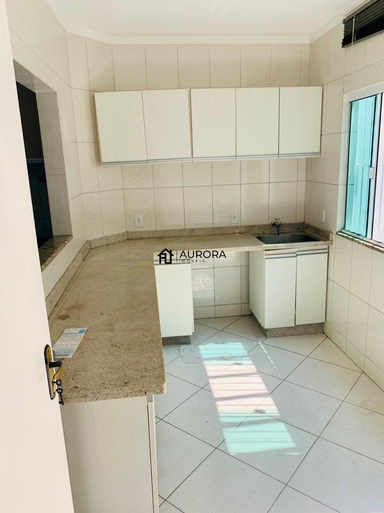 Casa à venda com 3 quartos, 185m² - Foto 6