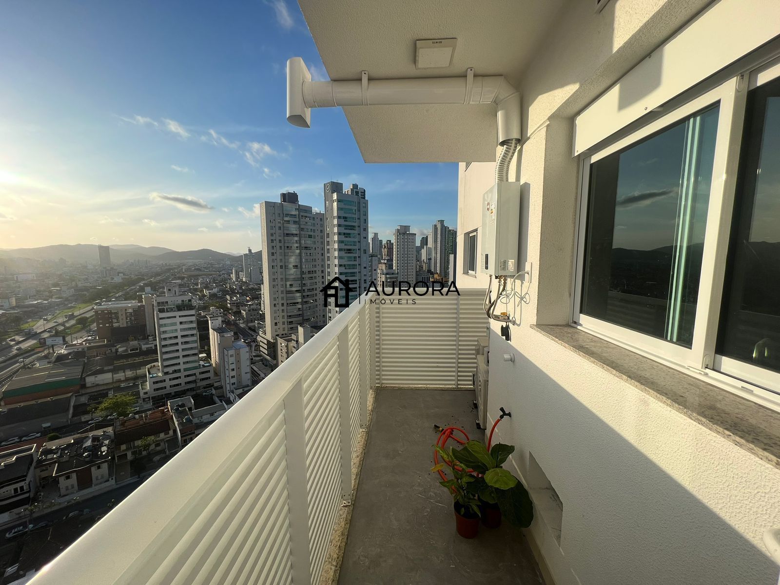 Apartamento à venda com 3 quartos, 139m² - Foto 10