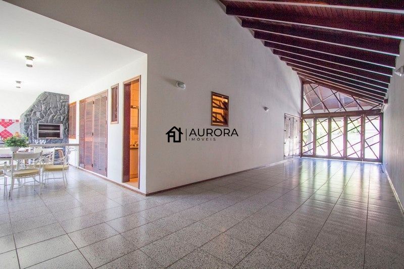 Casa à venda com 4 quartos, 369m² - Foto 5