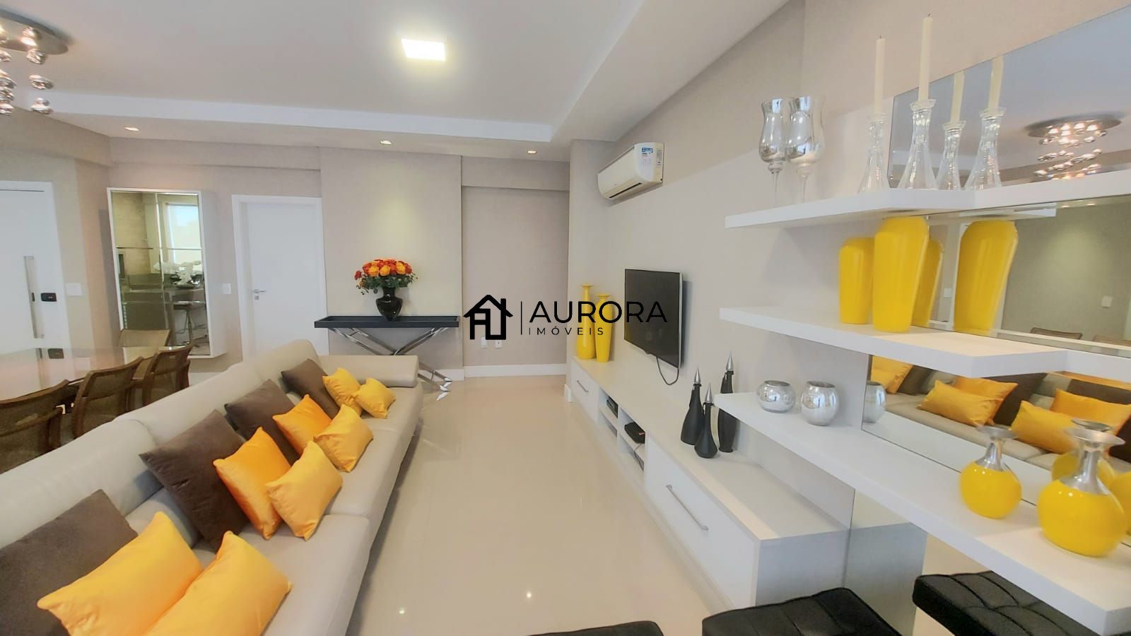 Apartamento à venda com 3 quartos, 122m² - Foto 19