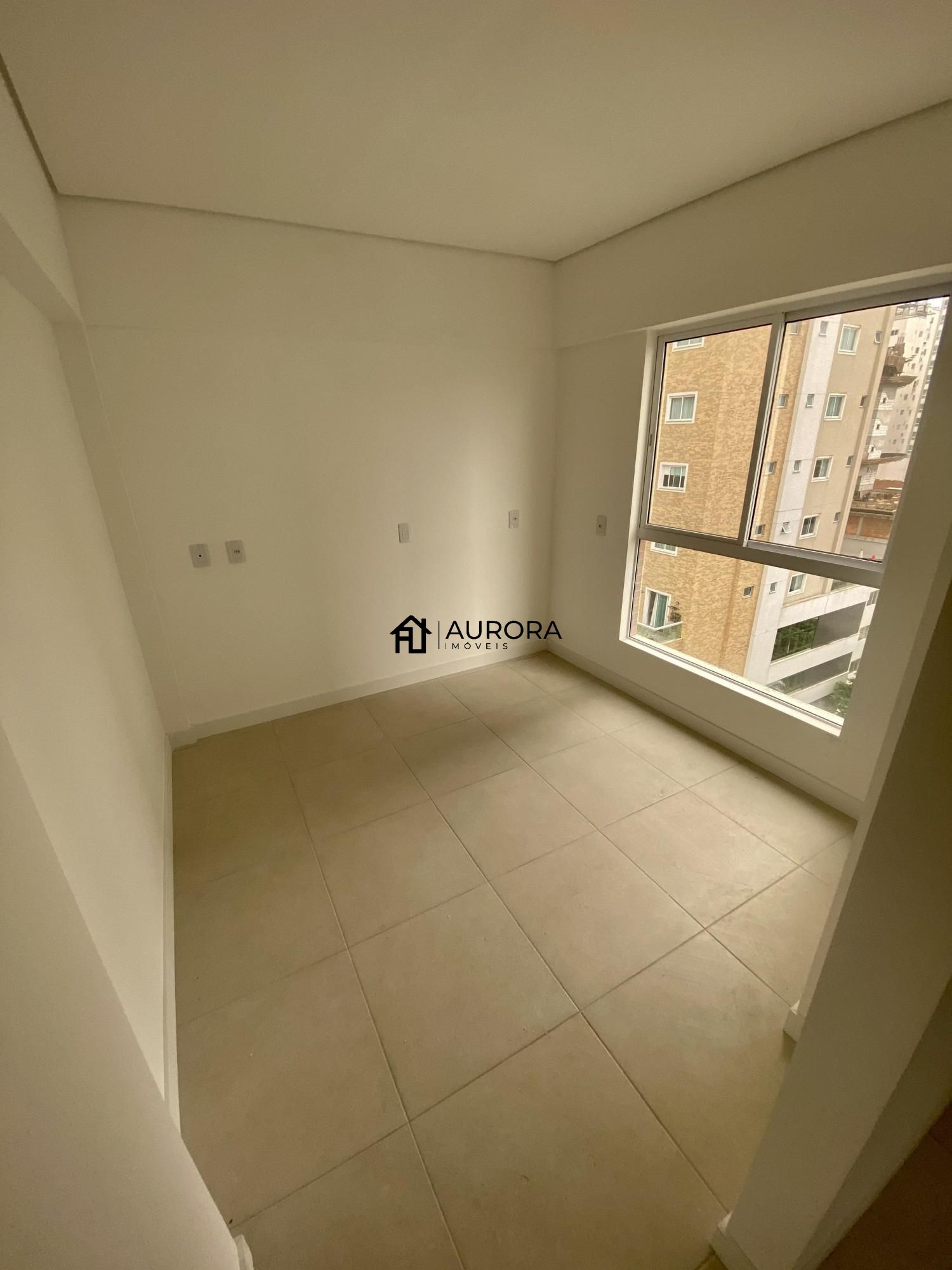 Apartamento à venda com 3 quartos, 97m² - Foto 12