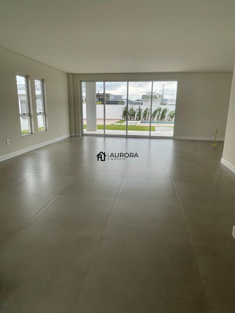 Casa, 3 quartos, 224 m² - Foto 2