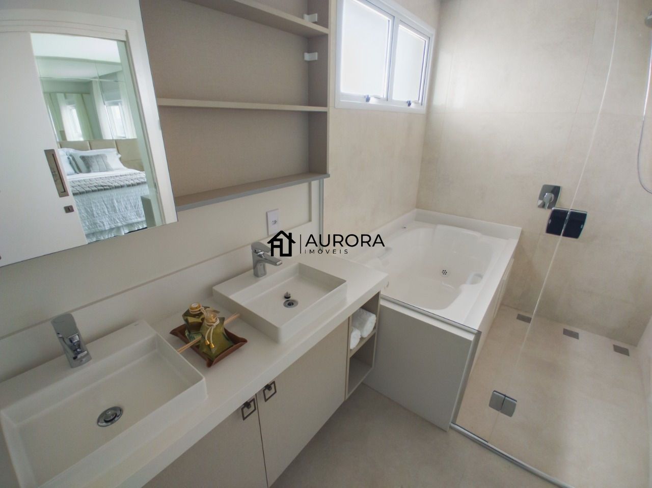 Apartamento à venda com 4 quartos, 181m² - Foto 3