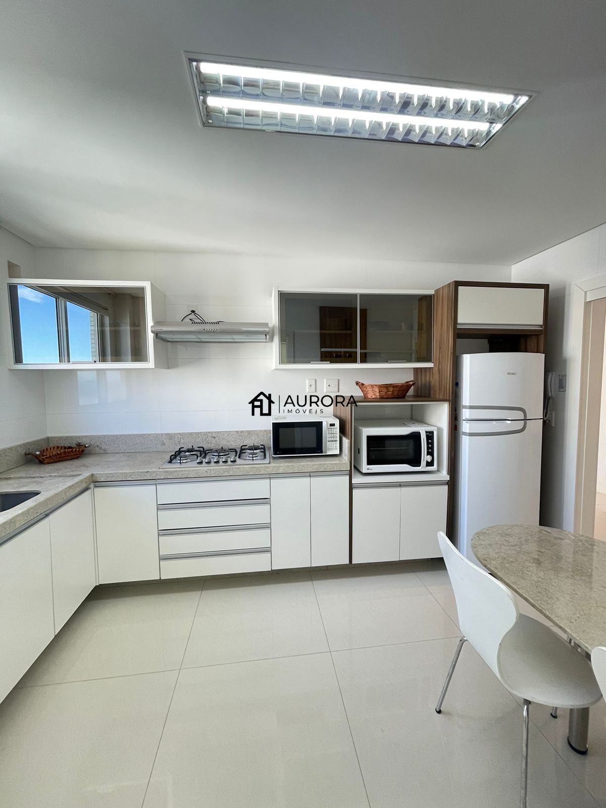 Apartamento à venda com 3 quartos, 152m² - Foto 6